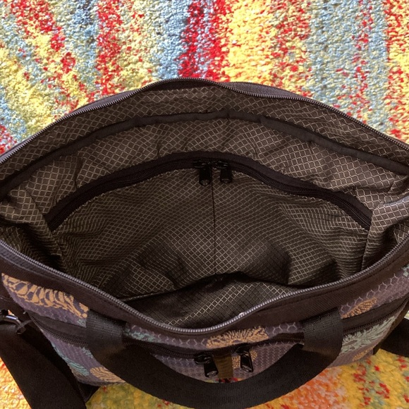 Raven’s Ravine Dump Sack - Picture 7 of 10